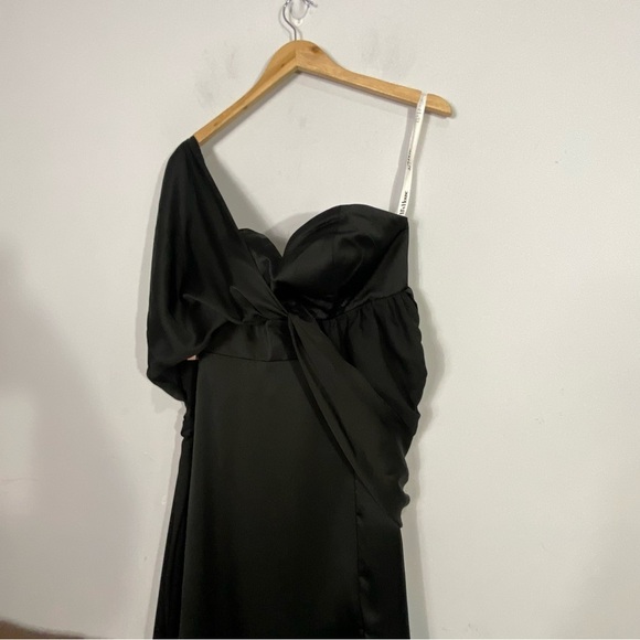 JJ's House A-line Halter V-Neck Chiffon Bridesmaid Dress - Picture 6 of 11
